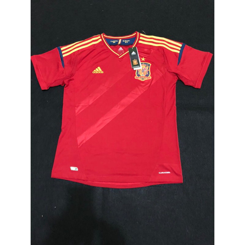 Jersey Bola Retro Spanyol Home 2011 BNWT - GO