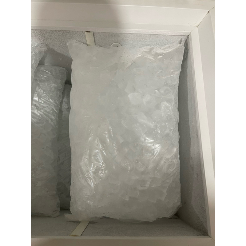 

ES BATU KRISTAL ICE CUBE ES KOTAK KILOAN 8KG 16KG