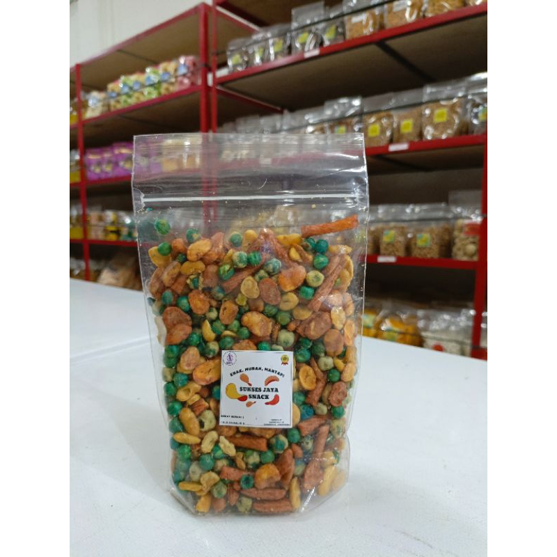 

KACANG CAMPUR