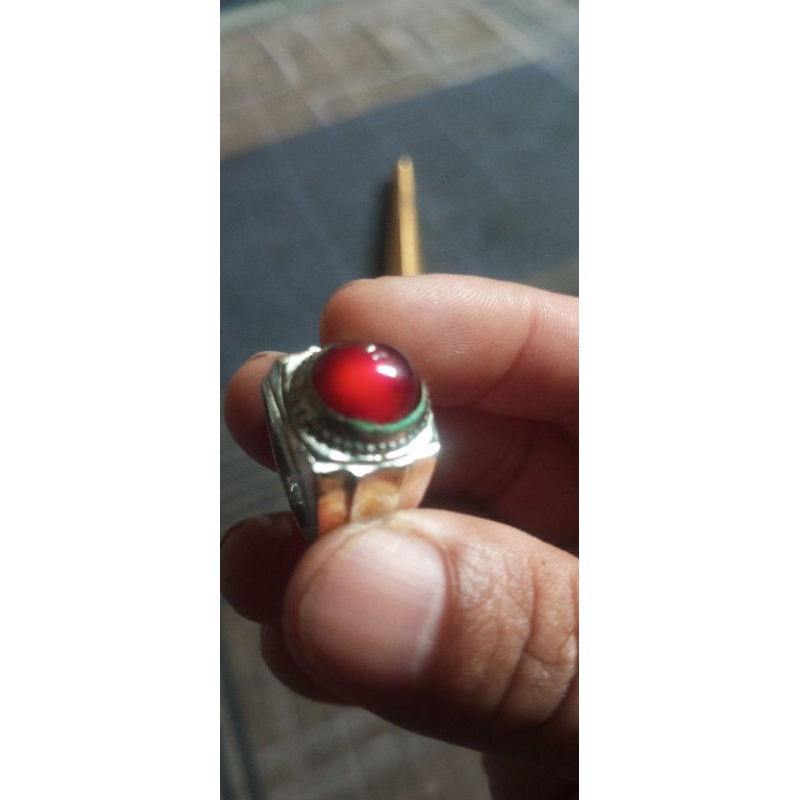 Batu Red Garnet Giwang istimewa