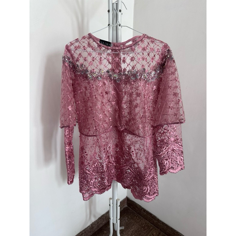 Sewa Kebaya Brukat Wisuda/Pesta Dusty Pink
