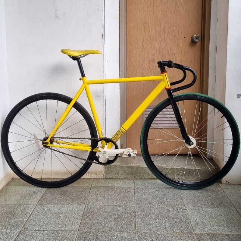 fullbike fixie soloist 02 size 52