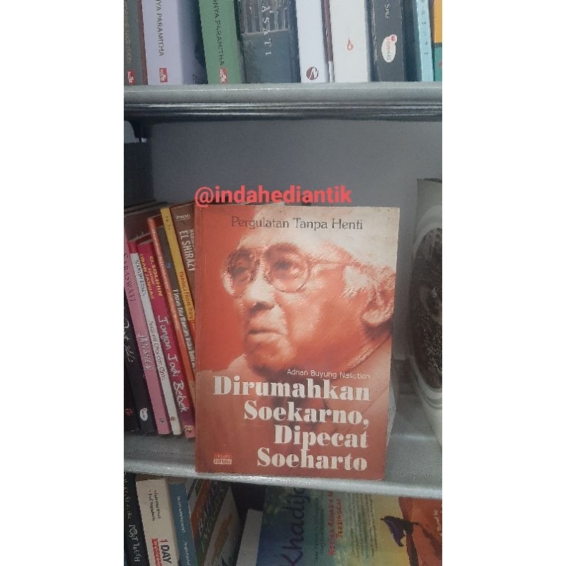 Dirumahkan Soekarno Dipecat Soeharto - Adnan Buyung Nasution