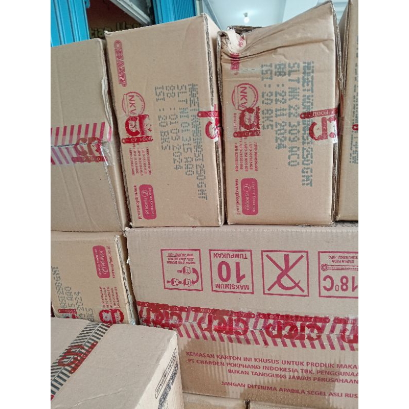 

naget champ 250 satu karton isi 20