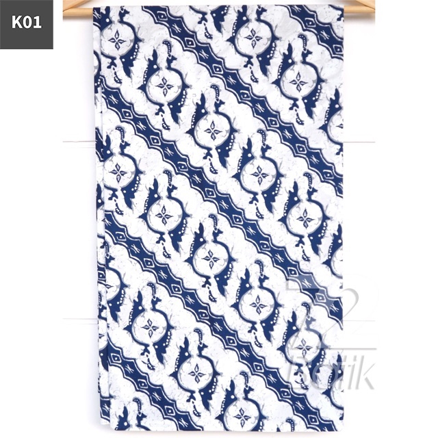 KAIN BATIK PREMIUM Bahan Katun Motif Lereng Warna Putih Navy Abu-abu Metalik 727150 Cap 72 Jarik Jar