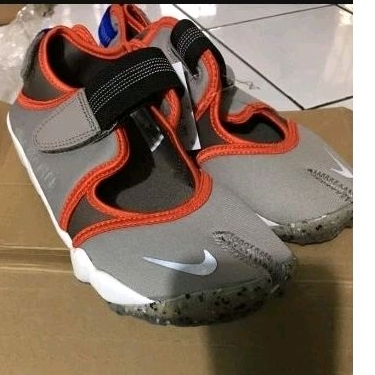 Nike air rift ORI preloved