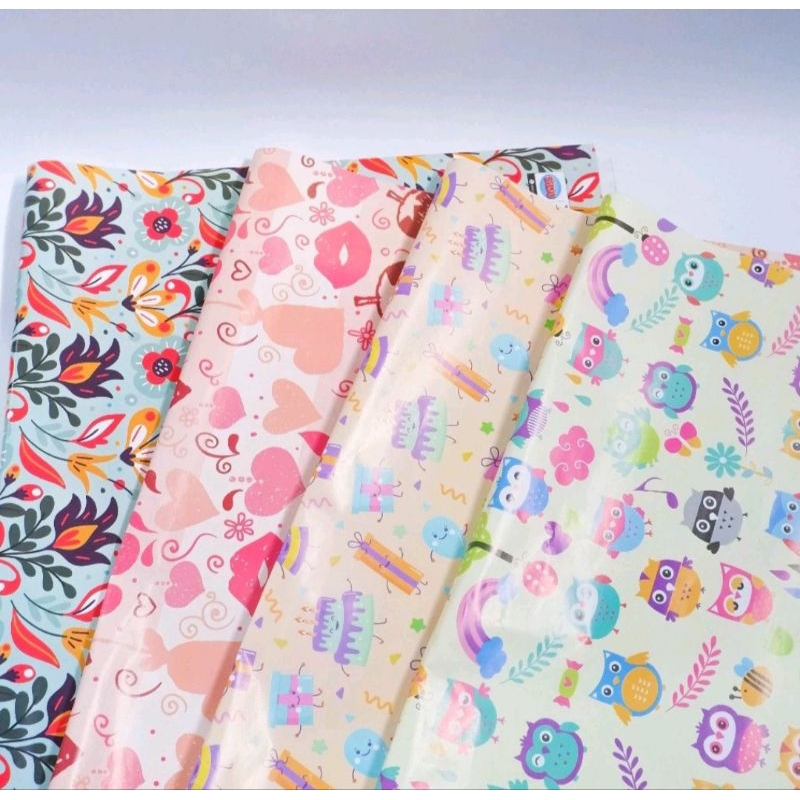 

PEMBUNGKUS/KERTAS KADO