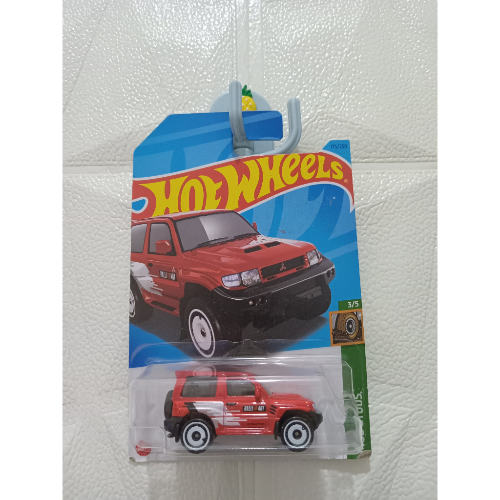 Mainan mobil hotweels || mud studs - mitsubishi pajero evolution MURAH DAN ORI