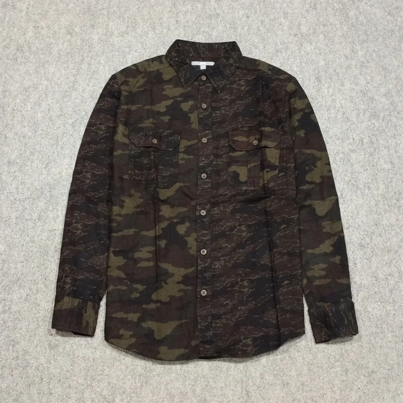 flanel uniqlo camo