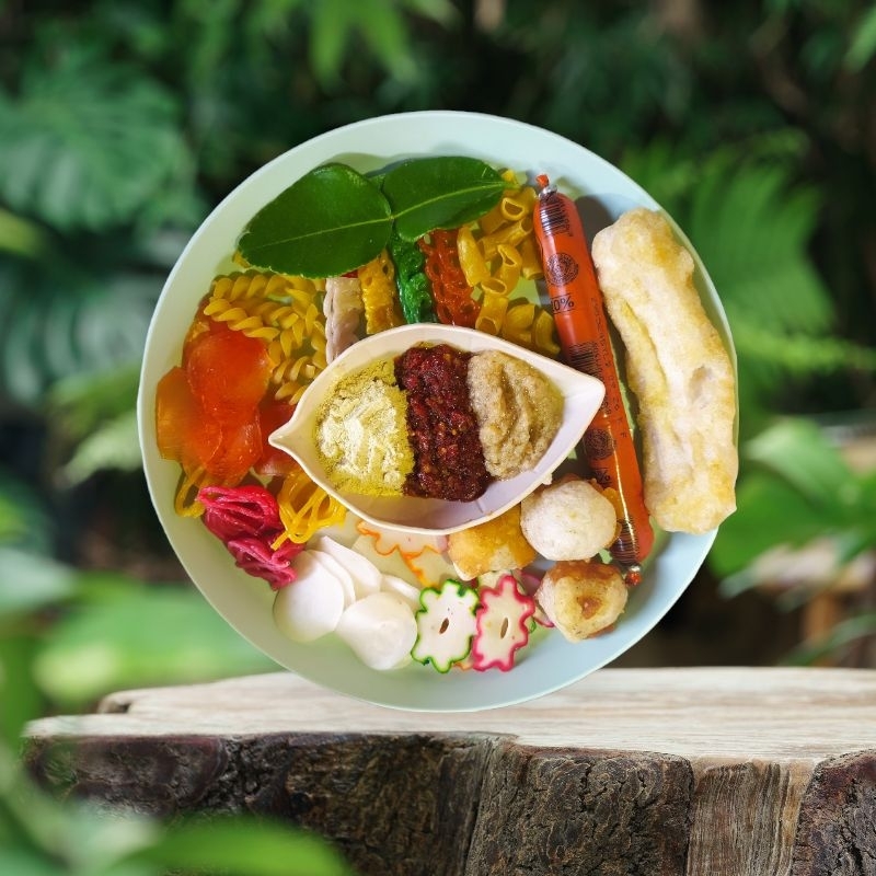 

Seblak Instan Kuah Pedas Isi Komplit - Seblak Kering Praktis Siap Makan