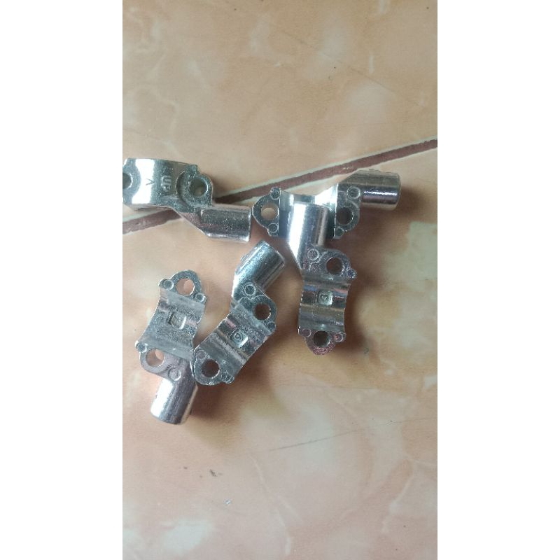 dudukan spion kanan yamaha