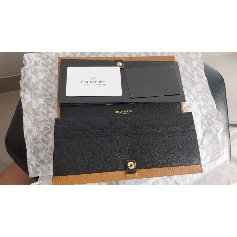 Long Wallet Braun Buffel
