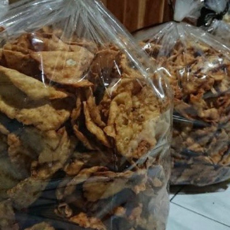 KRUPUK/KRIPIK BAWANG MERK DUA BAWANG KHAS JEPARA 1BALL