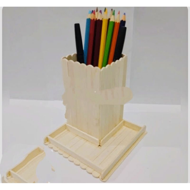 

TEMPAT PENSIL DARI STIK ES KRIM