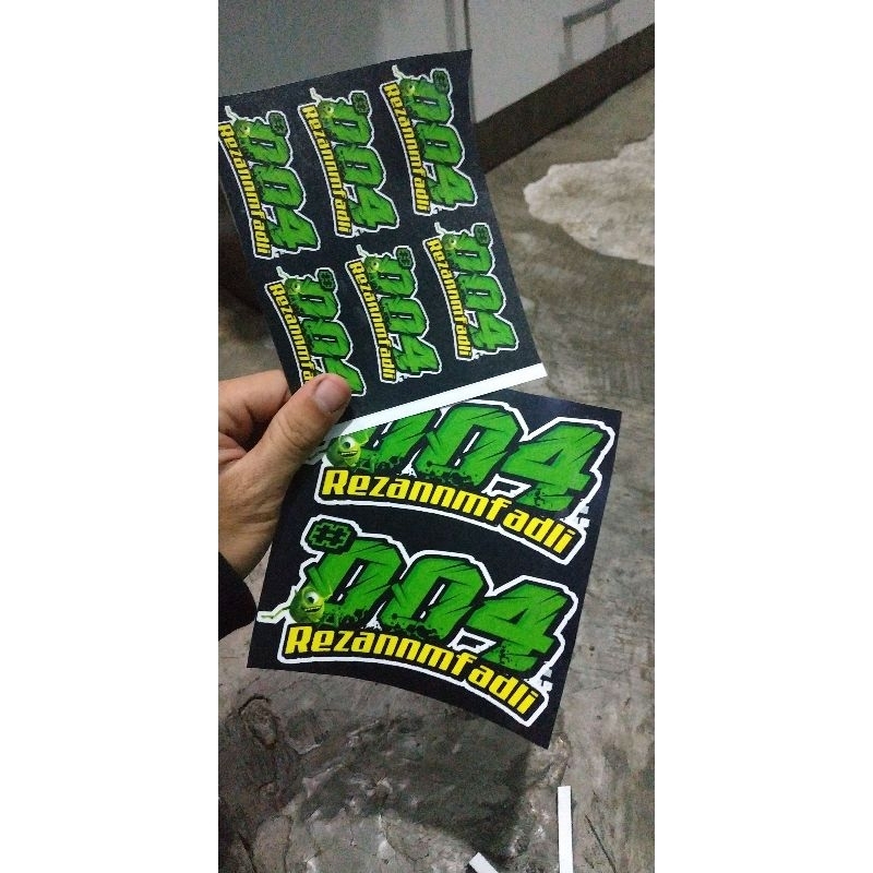 

stiker bebas custom design sendiri ukuran kertas A3+