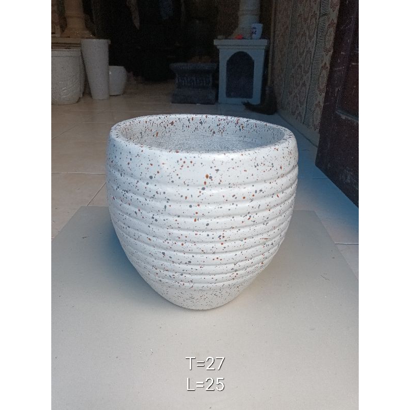 POT TERASO KECIL MINIMALIS D25 T25