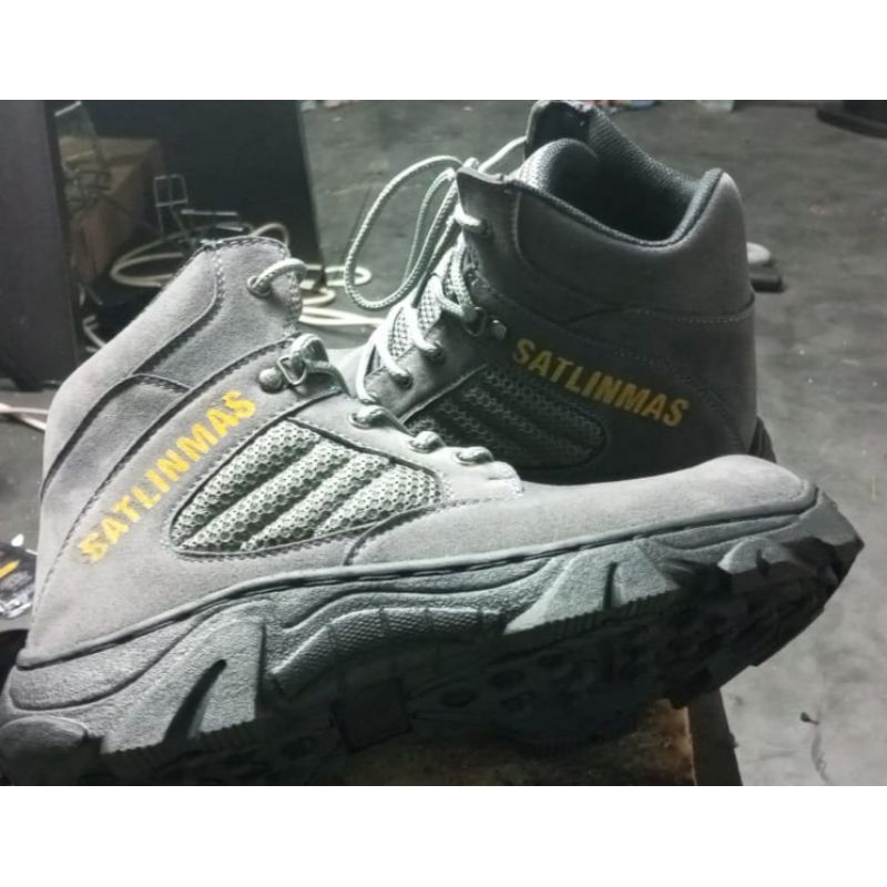 Sepatu Pdl Satlinmas SEPATU PDL PENDEK LINMAS KULIT SUEDE Terlaris