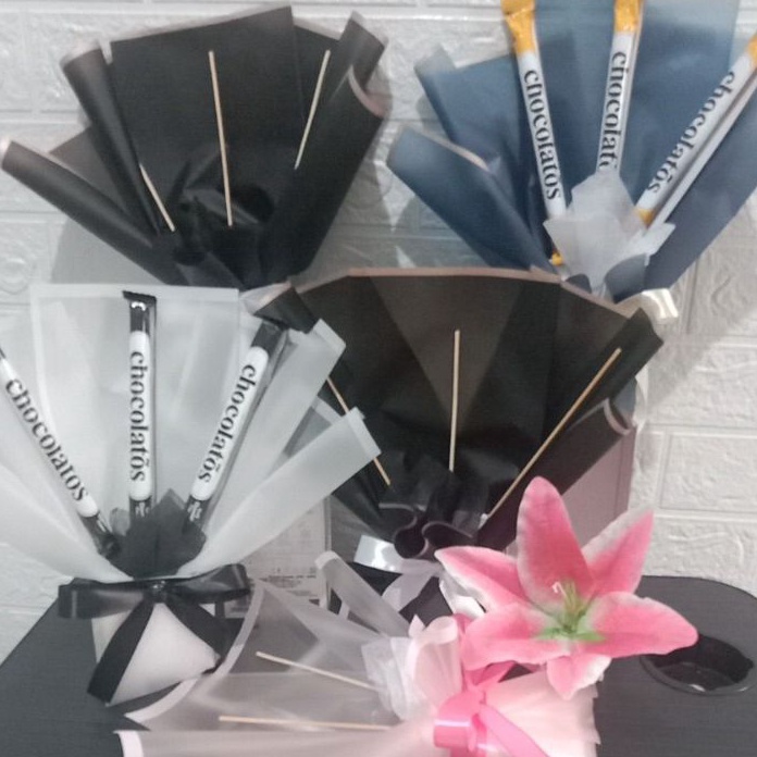 

FSASH SALE MINI Buket Kerangka Tinggi 25 cmHadiah Ultah Wisuda Sidang dll