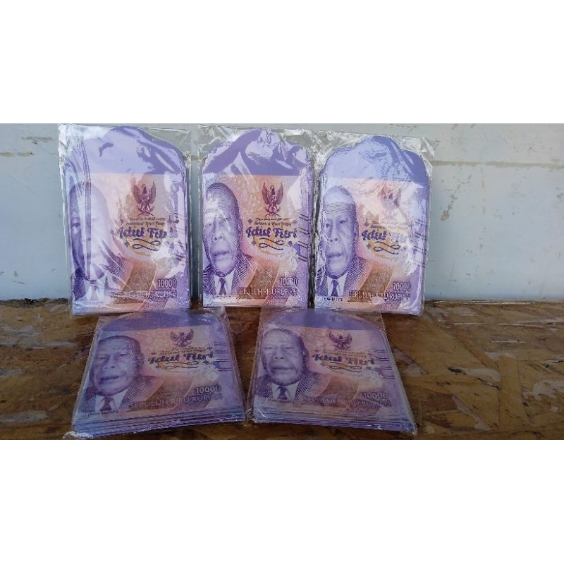 

Amplop lebaran motif uang viral