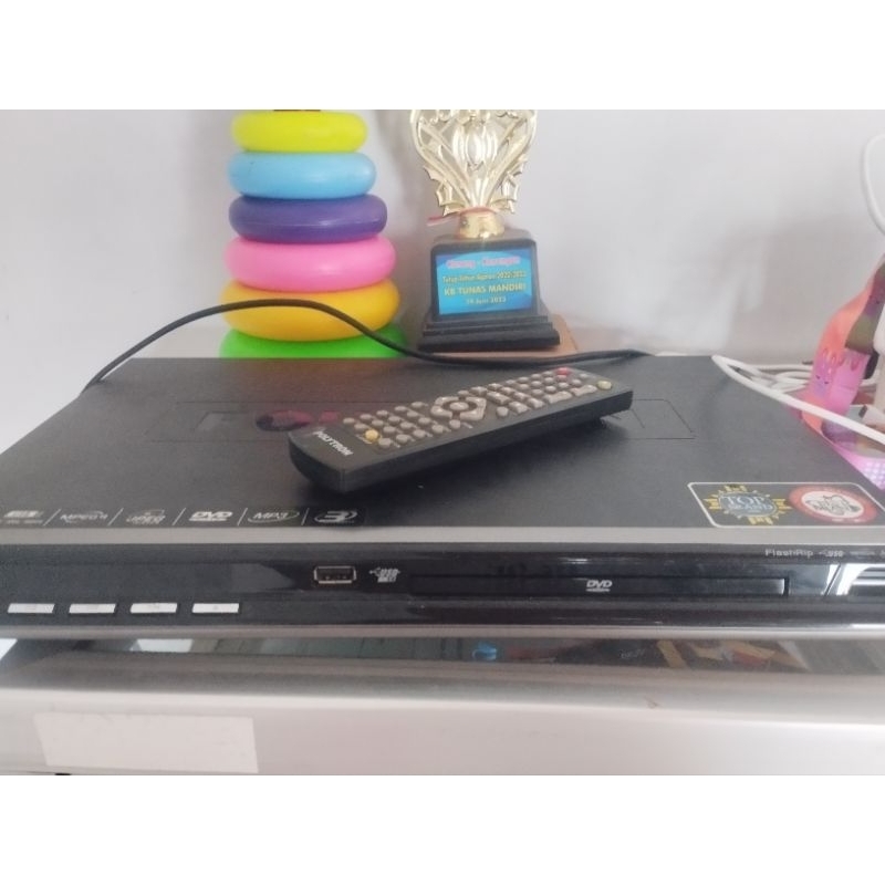 VCD DVD PLAYER POLYTRON