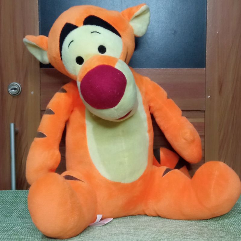 Boneka Tiger Pooh Original Disney