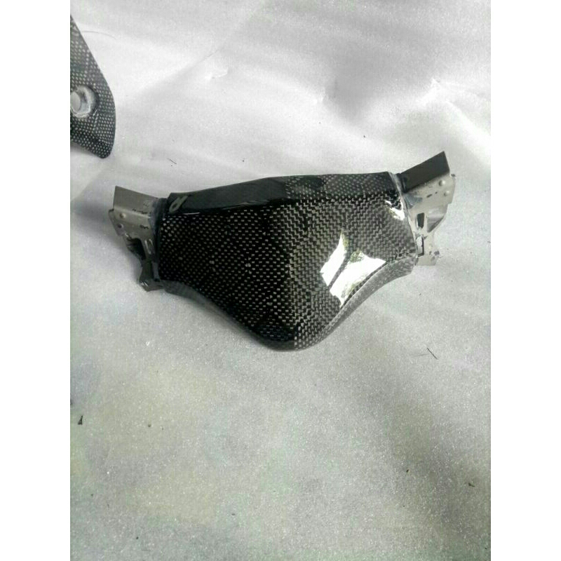 cover dagu lampu depan yamaha nmax old karbon