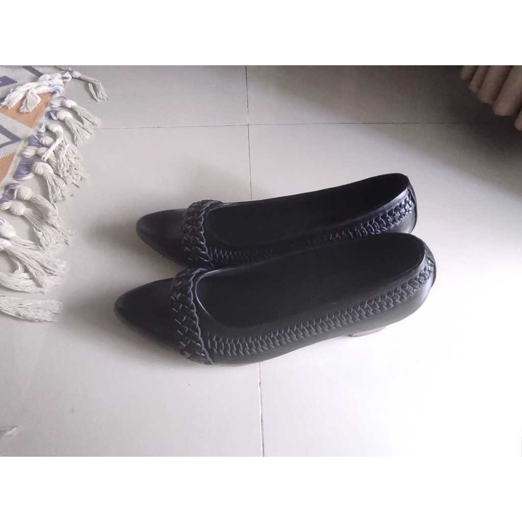 Dijual Sepatu Serlium Leather Hitam Size 42 Heels 3cm