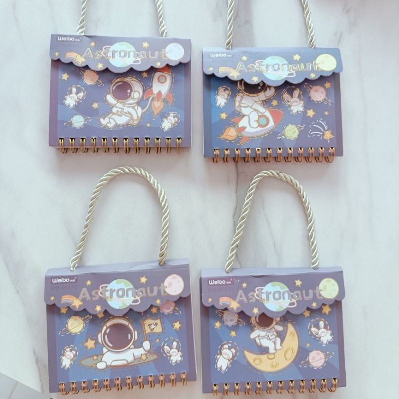 

V2_Spiral Book + Tali WB-95470