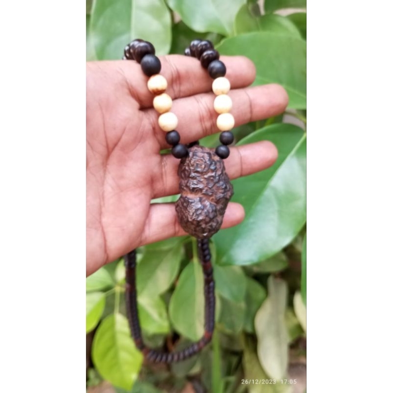 kalung etnik badar besi mix 5 kayu nusantara