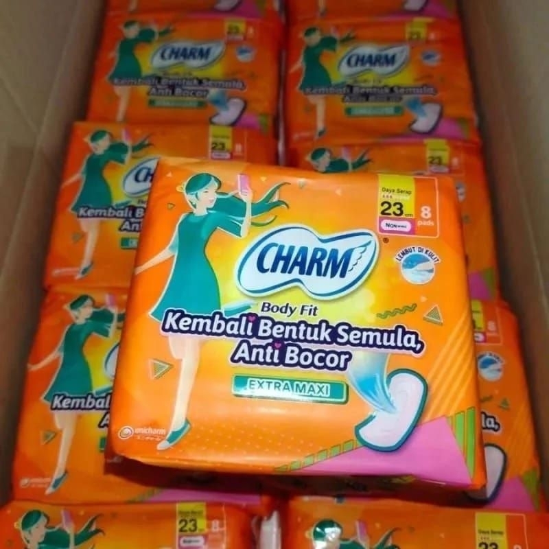 Charm Body Fit Night Pembalut Softex 8 pads