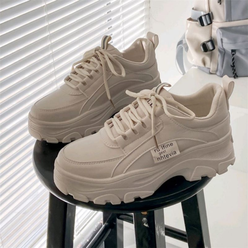Sepatu Sneakers Wanita Korea / sepatu sneakers wanita terbaru / sepatu sneakers wanita terlaris / se