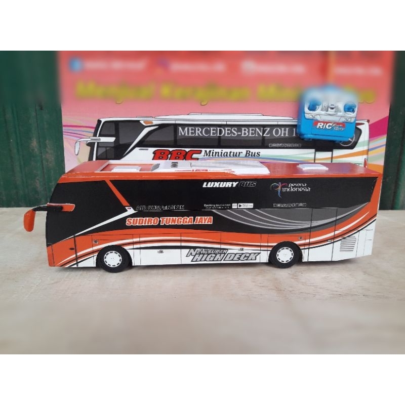Miniatur bus RC Sudiro Tungga Jaya STJ THIMPISKA ( Remote Control ) DETIL RAPIH FULL TELOLET FULL ST
