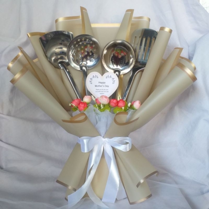 

Buket alat masak stainless (free paperbag/plasticbag) dan kartu ucapan