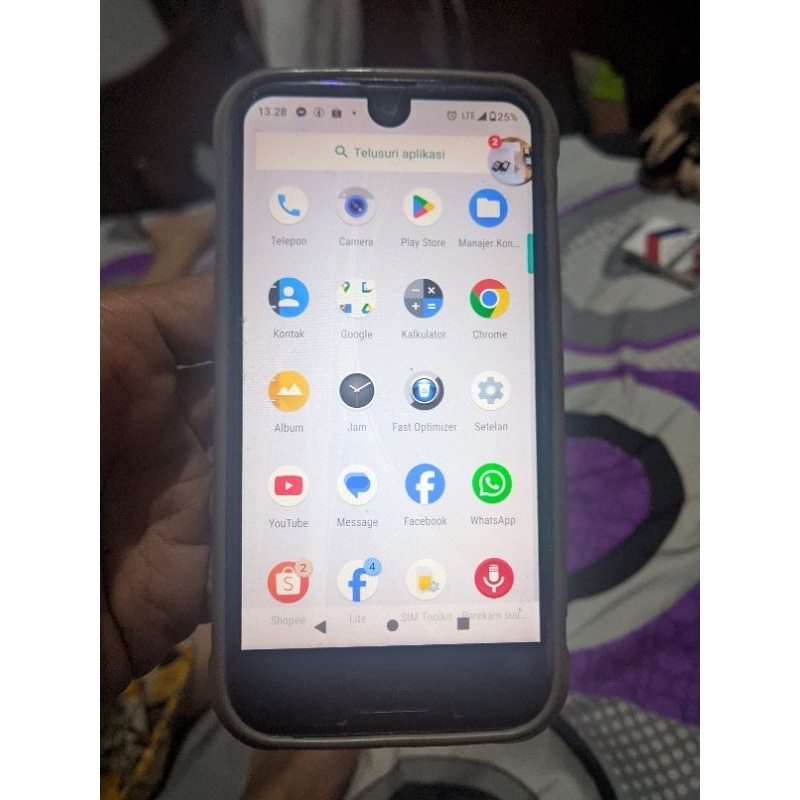 Sharp Aquos SHV 41