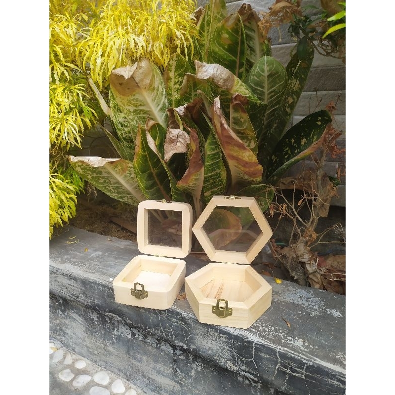 Box cincin kayu/ tempat cincin tunangan nikahan / kerajinan kayu box cincin kayu jati belanda