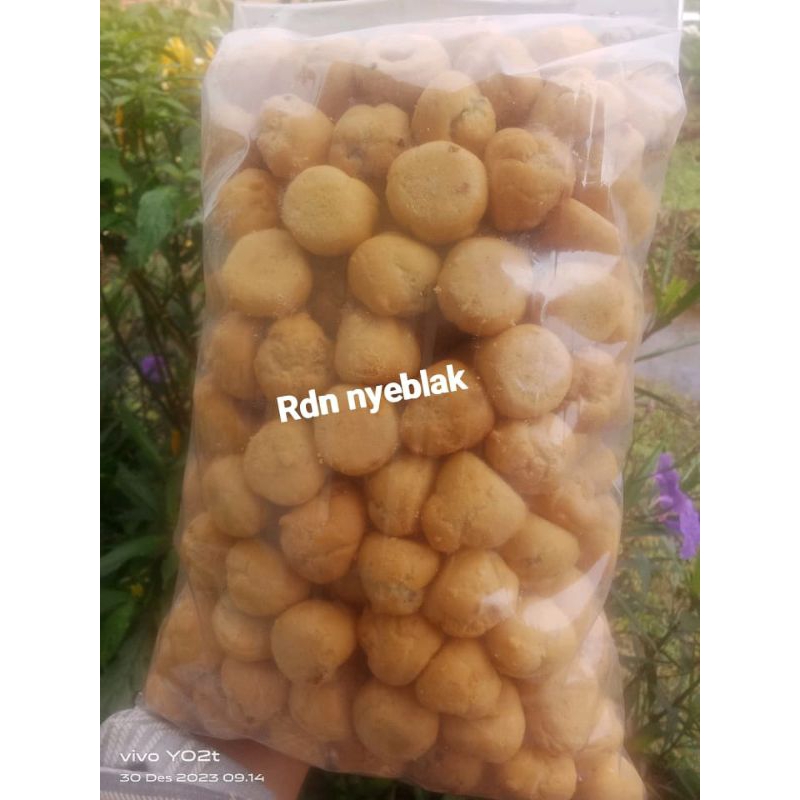 

500 gram soes manis coklat lumer