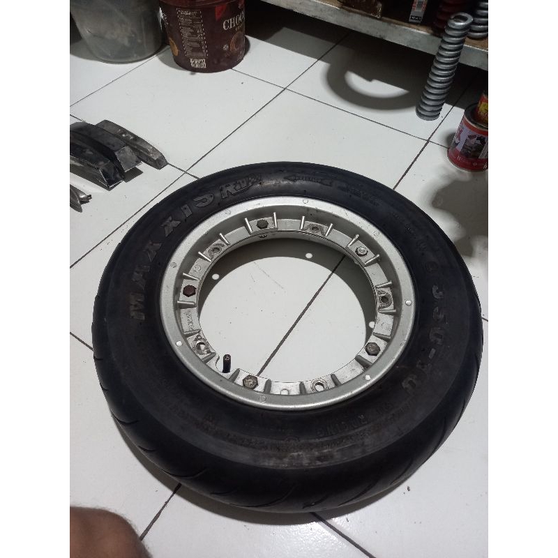 velg ban vespa ring 10