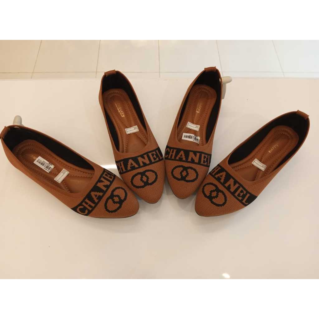 Sepatu Sandal Cewek Channel M-99