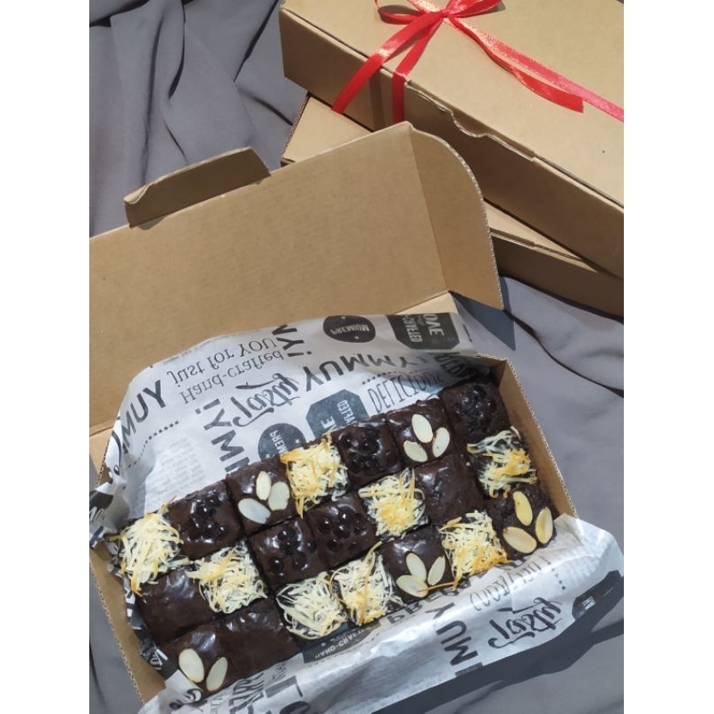 

GR Fudgy Brownies 22x10