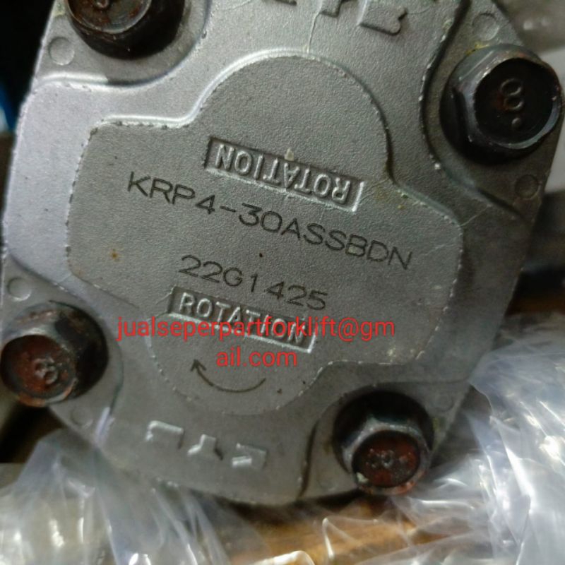 POMPA HYDRAULIC FORKLIFT KOMATSU FD25-11