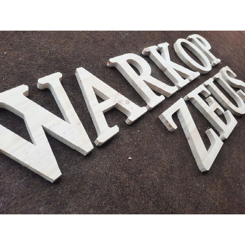 Huruf dan Angka Kayu Jati Belanda Timbul Untuk Dekorasi Rumah dan Nama