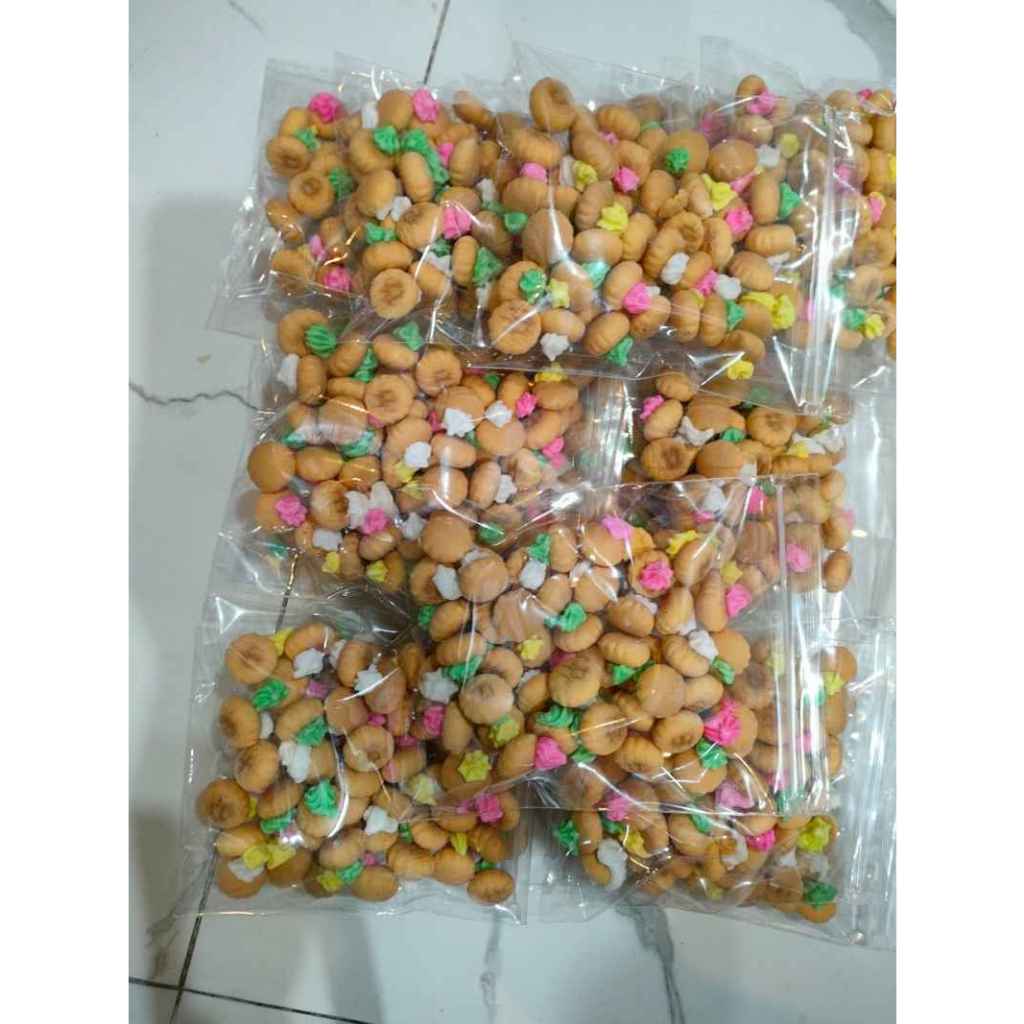 

1 kg kue kancing khas lebaran