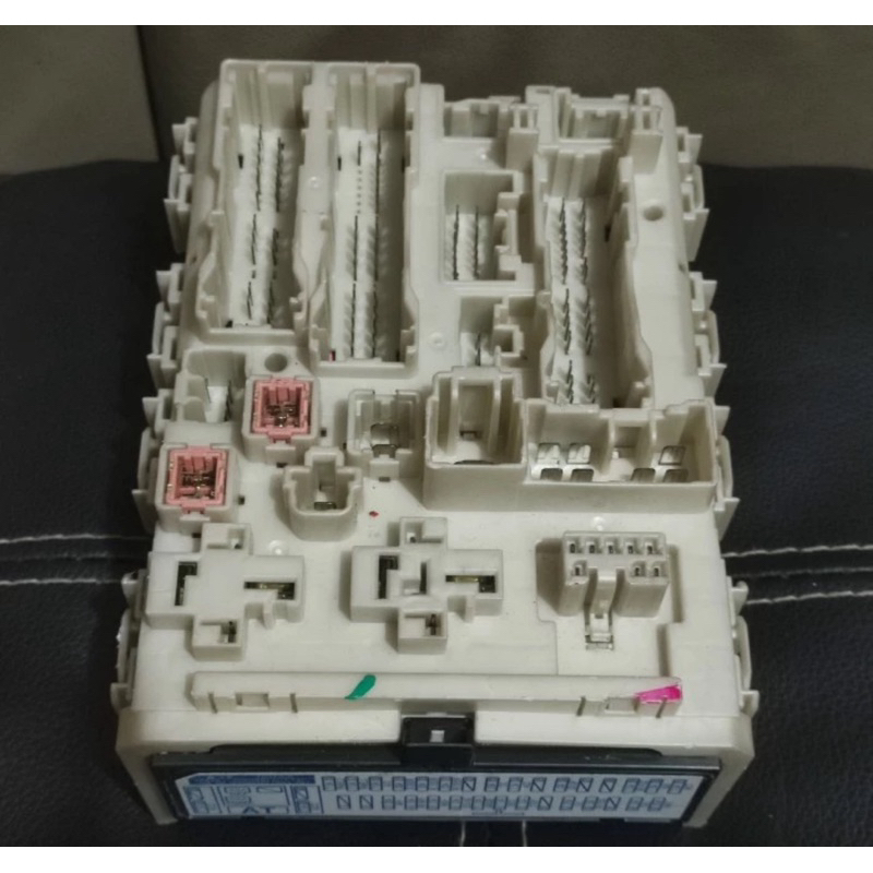 Fuse box sikring toyota YARIS OLD TYPE S