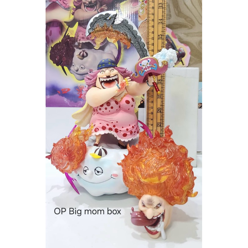 action figure one piece diorama big mom 2 kepala