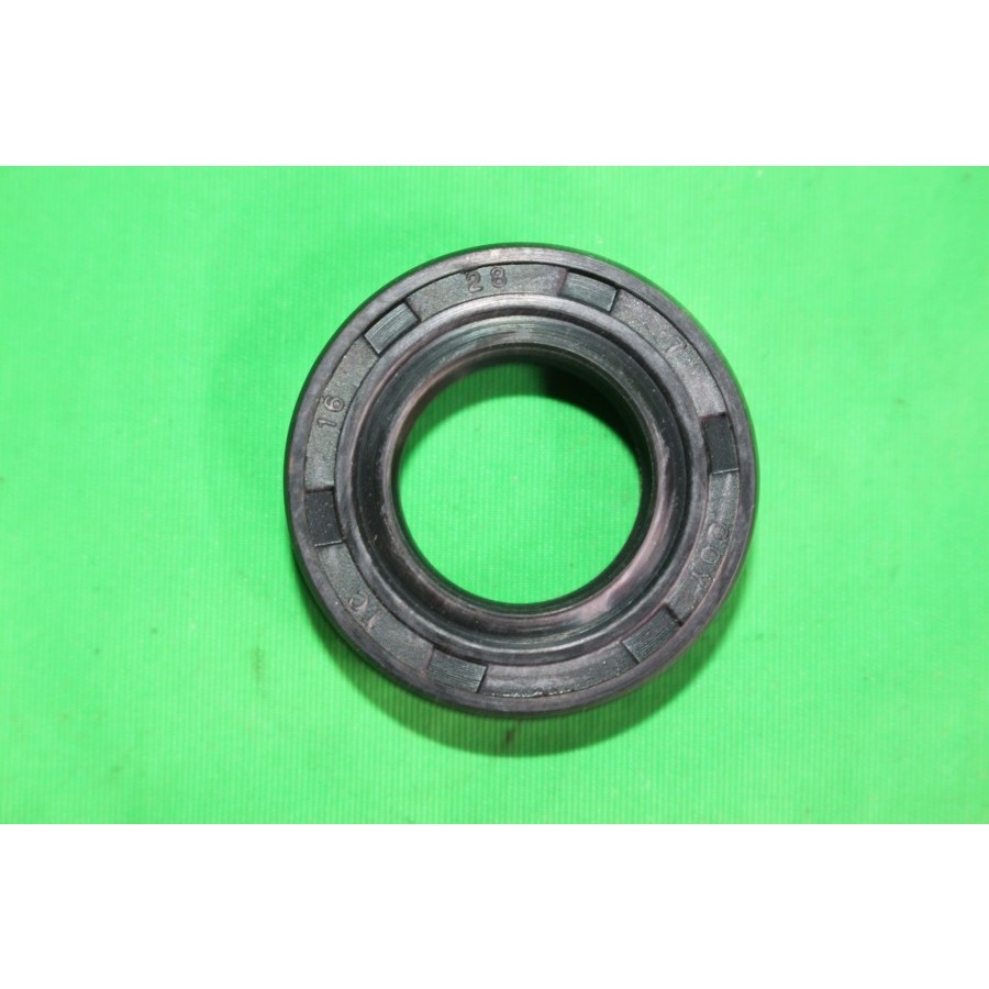 Y-OIL SEAL 16*28*7 KARYA