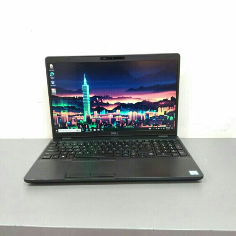 Dell Latitude 5501 i7 Gen 9. 16/512, 2Vga. Touchscreen