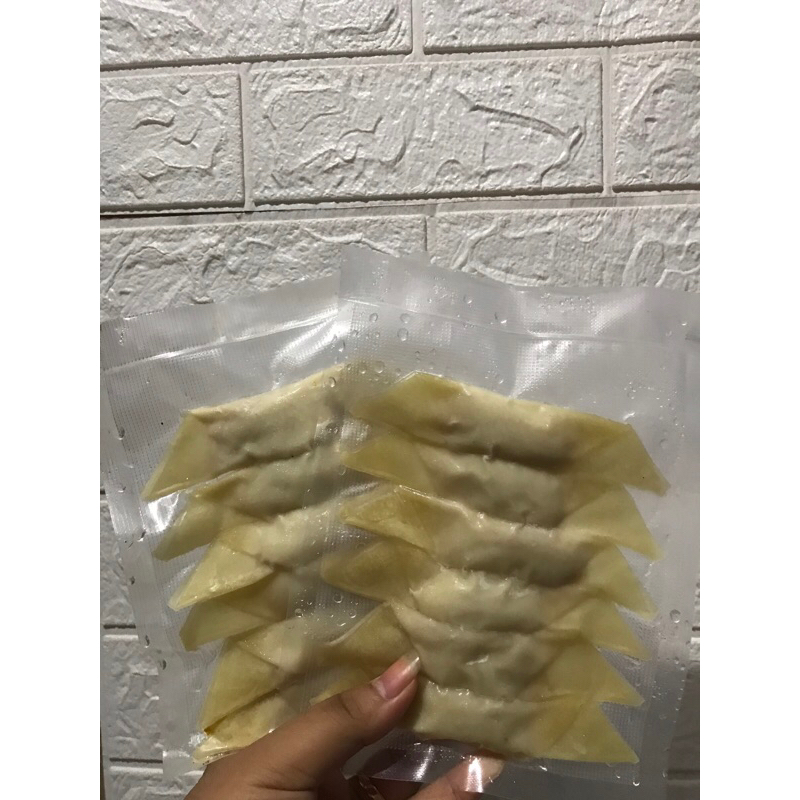 

Pangsit ayam nagih
