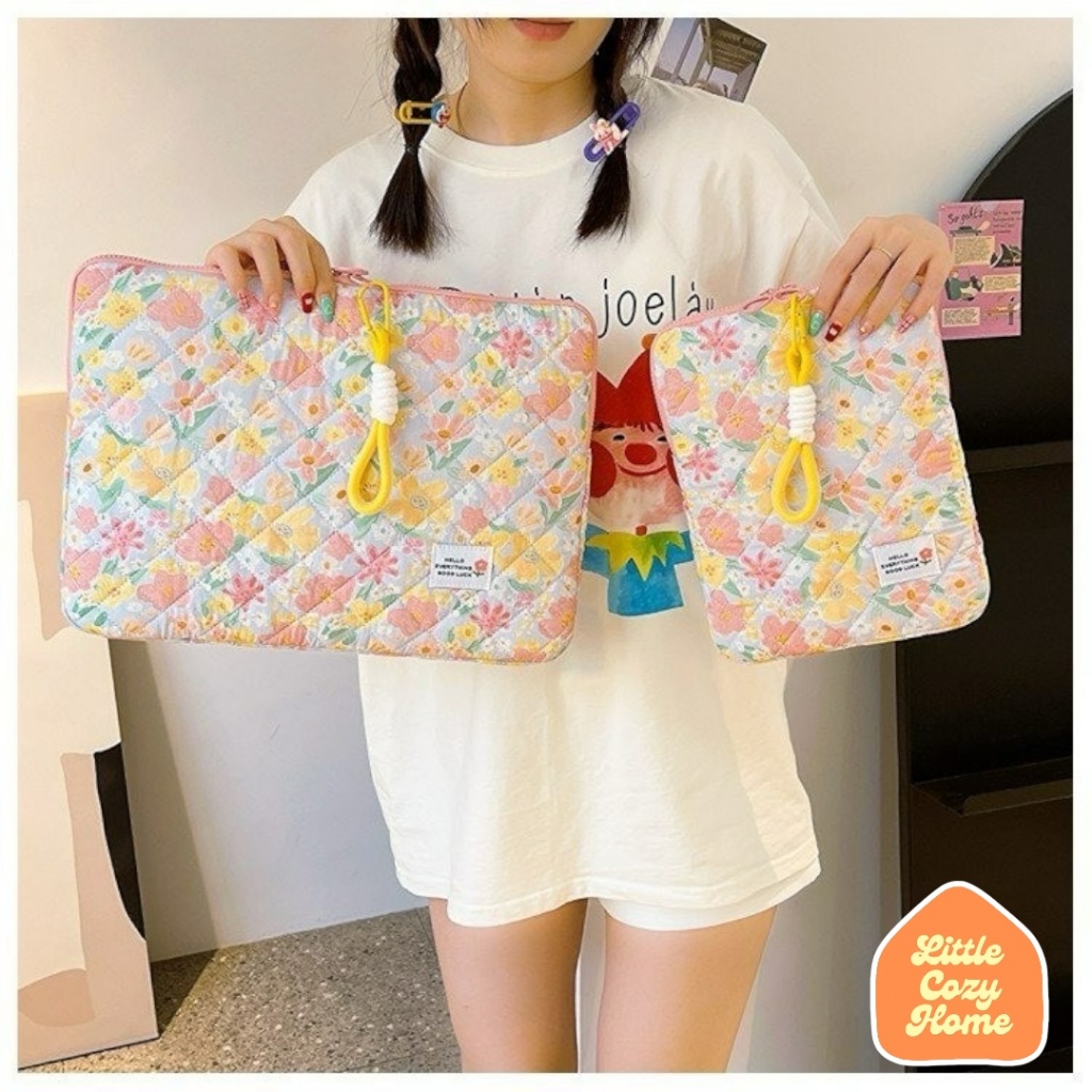 Hanami Floral Pastel Tablet 11 13 15 16 Inch Tas Laptop iPad Sleeve / Handstrap Tas Kantong Pelindung Sarung Cover HP Tablet 10.9 12 13.3 14 16 Sarung Pouch Cover Komputer Leptop Multifungsi / Macbook Air 13in Kulit Leather Case Sleeve Mac Book