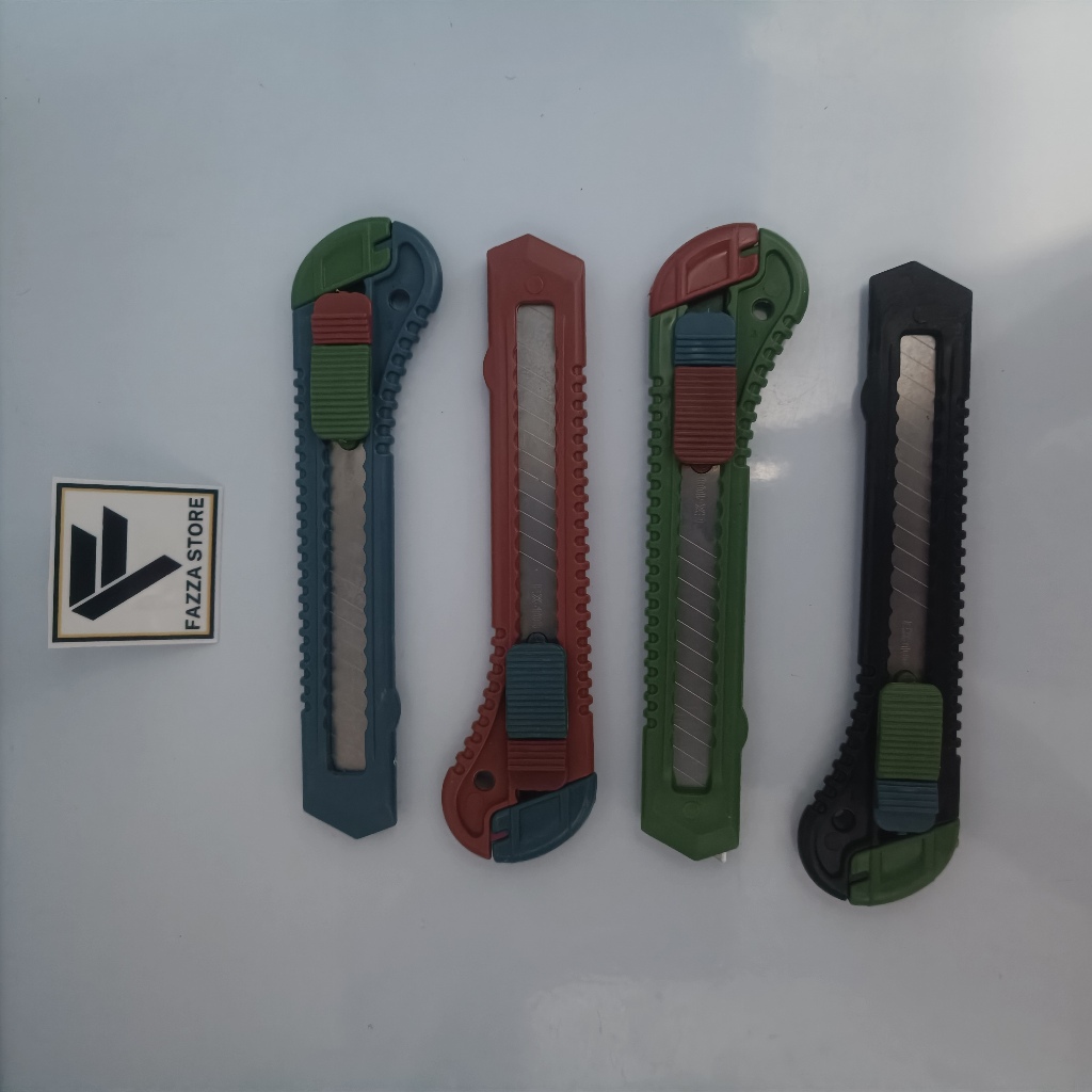 

Exsis Cutter Besar Slide Tajam dan Anti Karat