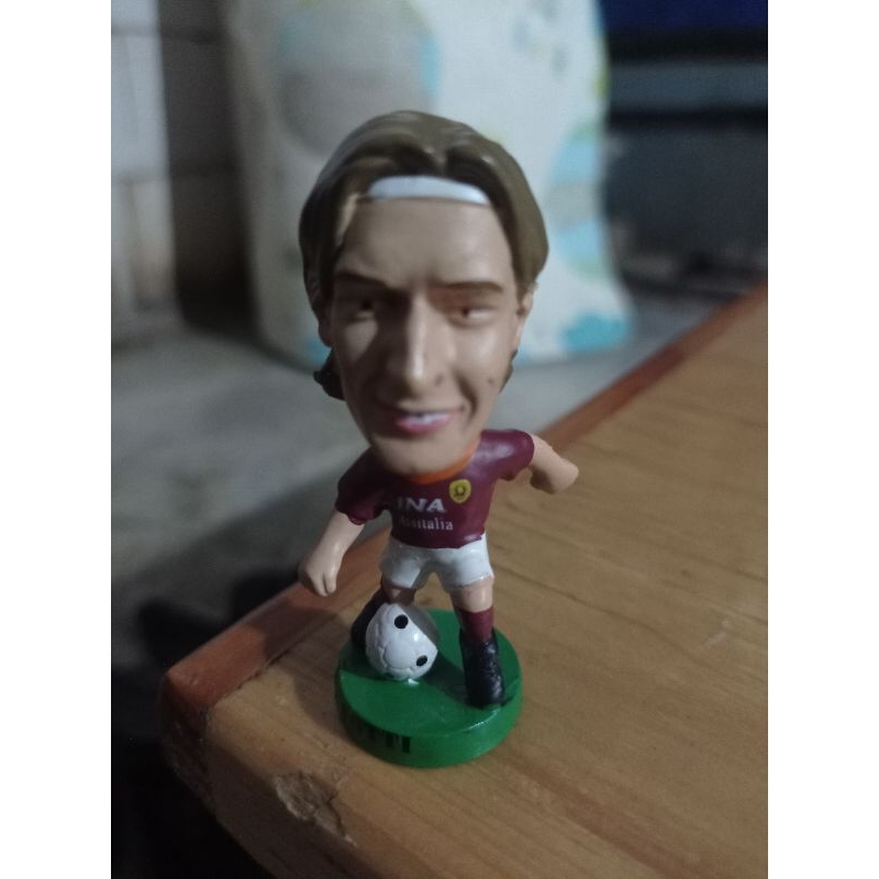 action figure/pajangan pemain bola legend AS Roma Francesco Totti
